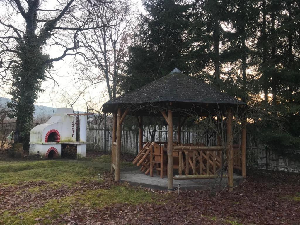 Casuta Sanatatii Hotel Covasna Bagian luar foto